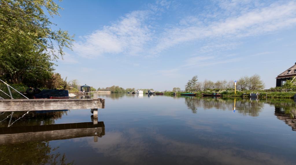 Hotel Restaurant De Buizerd Langedijk Екстериор снимка