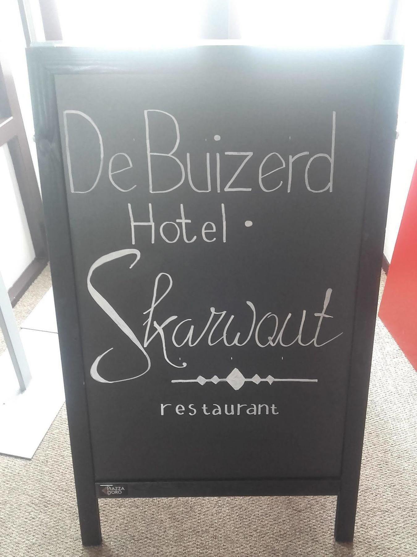 Hotel Restaurant De Buizerd Langedijk Екстериор снимка